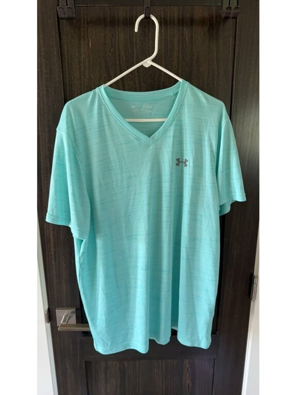 Under Armour Men's V-Neck Performance T-Shirt #0042